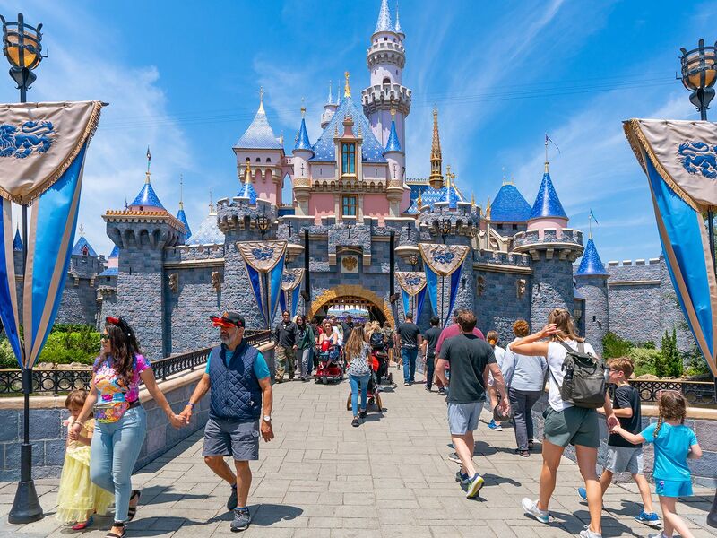 PARİS & DİSNEYLAND 2026 TK (CDG-CDG)