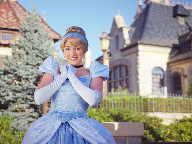 PARİS & DİSNEYLAND 2026 TK (CDG-CDG)