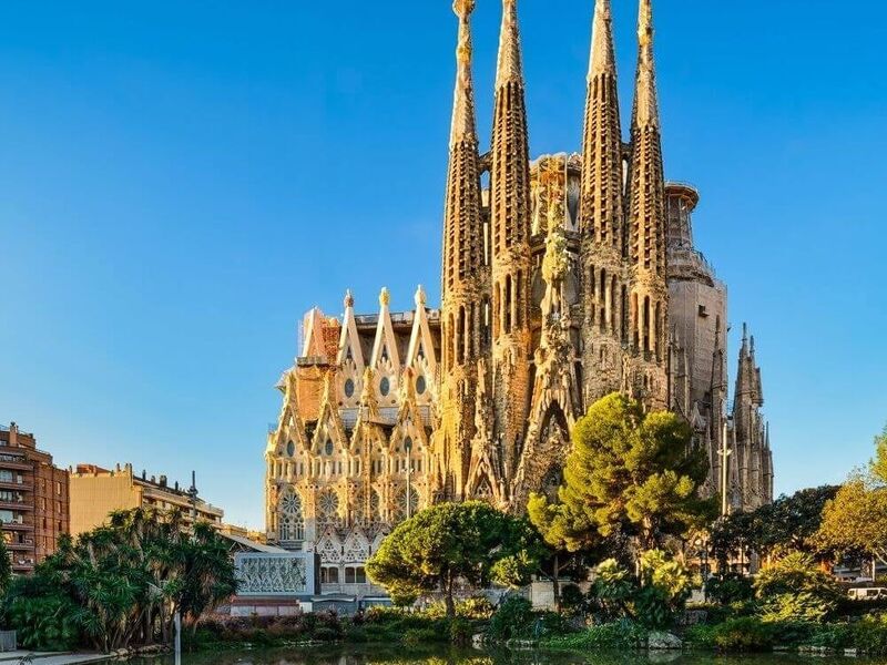 İZMİR 'DEN MEGA PORTEKİZ & ENDULUS & ISPANYA TURU SunExpress Havayolları ile 8 gece