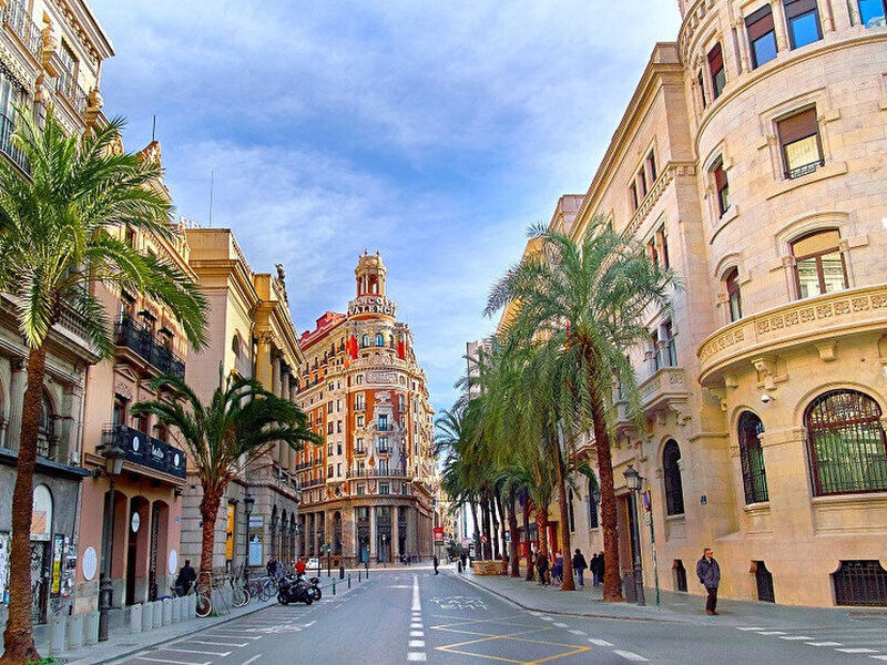 ELEGANT İSPANYA & ENDÜLÜS AJet Hava Yolları ile 7 Gece (Ankara)