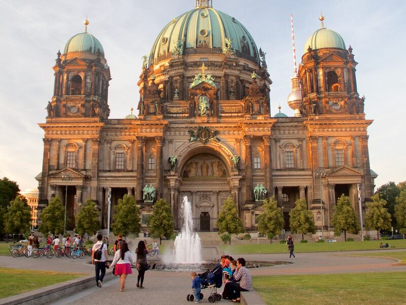 COMFORT BALTIKLAR ALMANYA POLONYA FİNLANDİYA TURU Türk Hava Yolları ile 7 Gece & 8 Gün