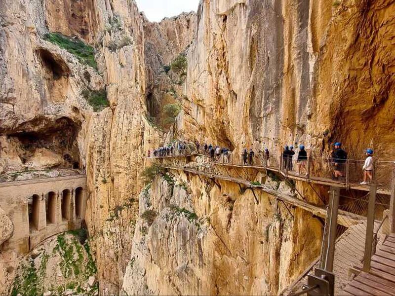 Dolu Dolu Portekiz & Endülüs Turu Rotası