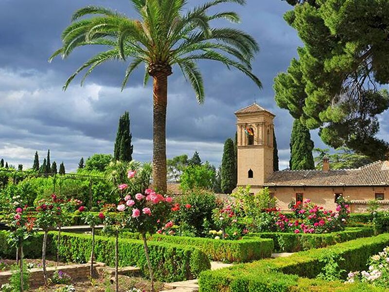 ELEGANT İSPANYA & ENDÜLÜS Türk Hava Yolları ile 7 Gece (BCN-MAD)