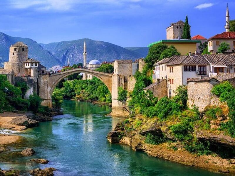 Ankara Hareketli Bastanbasa Balkanlar Turu 8 Ulke (Tum Gunduz Turları, Aksam Yemekleri ve Balkan Geceleri Dahil)