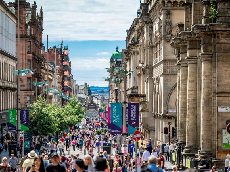 İNGİLTERE VE İSKOÇYA İKONLARI TURU Türk Hava Yolları ile 5 gece