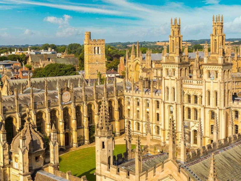 İNGİLTERE VE İSKOÇYA İKONLARI TURU Türk Hava Yolları ile 5 gece