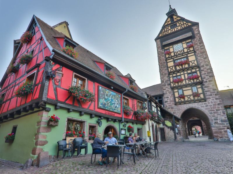 Fransa-İsviçre Turu 3 Gece 4 Gün - Sabiha Gökçen den AJET ile BSL- BSL